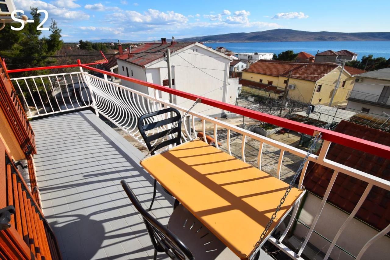 Apartments Mira Starigrad Paklenica Exteriör bild